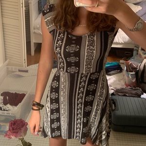 Ocean Drive Black and White Dress S